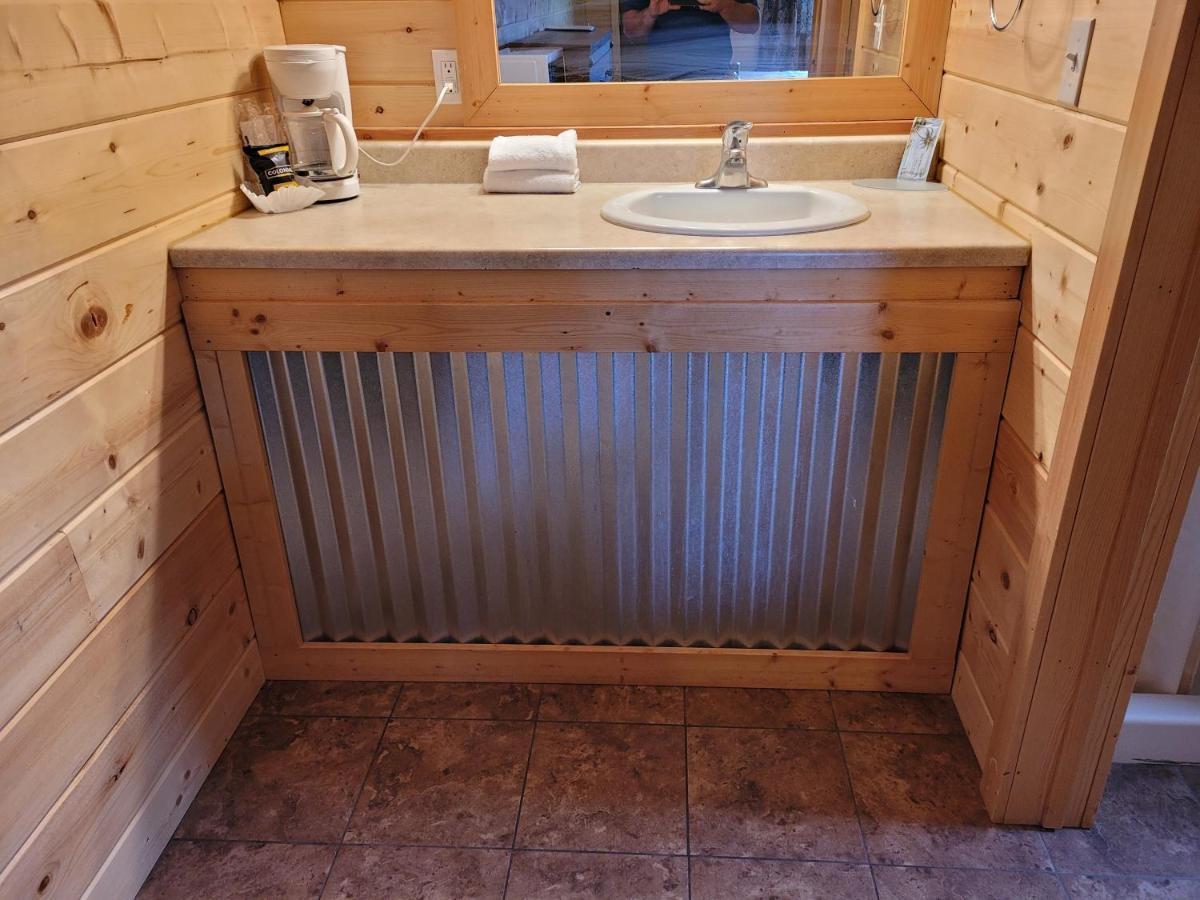 Bryce Valley Lodging Tropic Ngoại thất bức ảnh