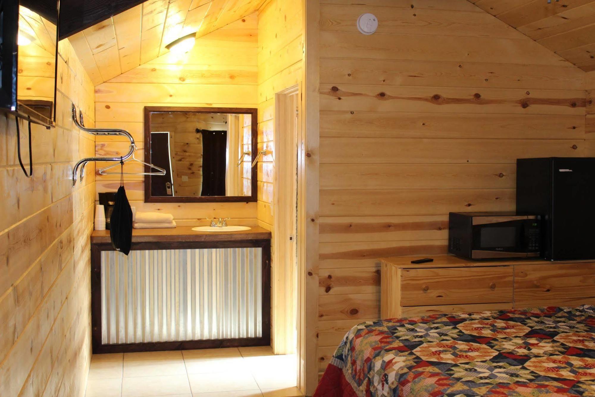 Bryce Valley Lodging Tropic Ngoại thất bức ảnh